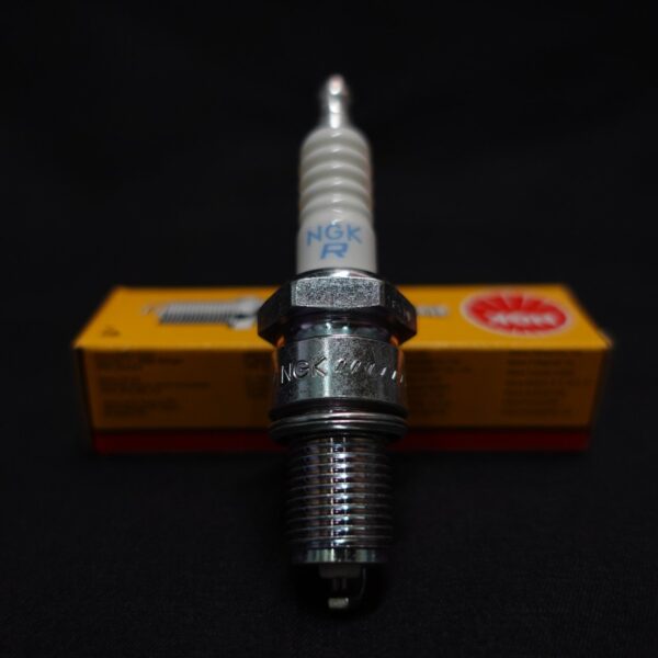 Spark Plug (BPR6ES)