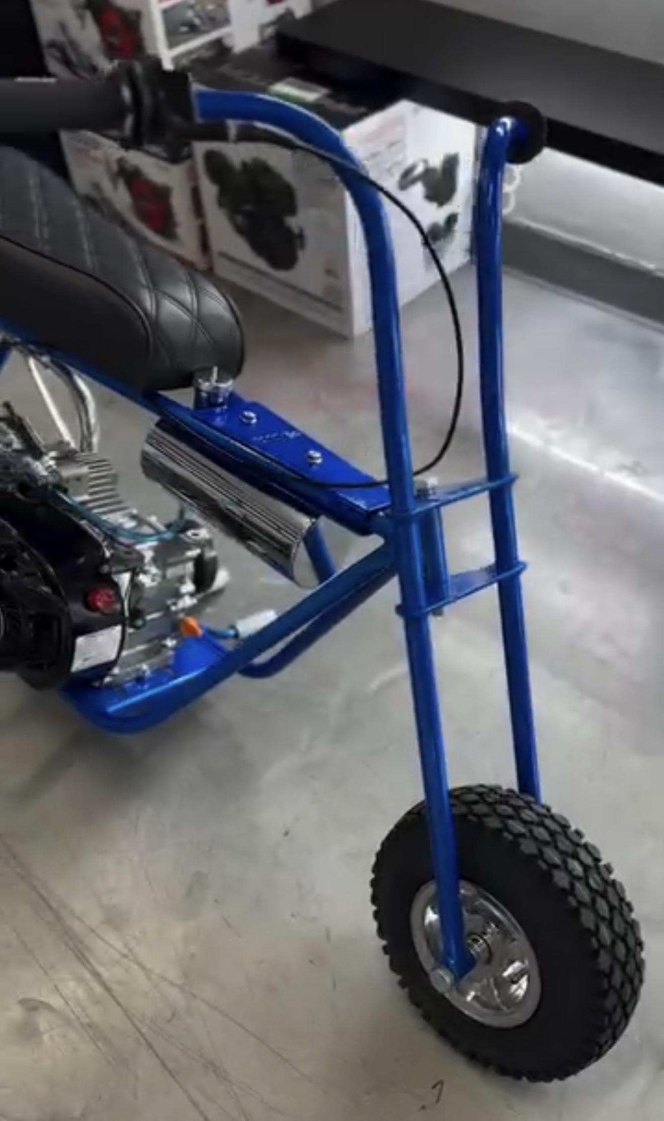 Volts Blue Street Mini Bike - Image 2