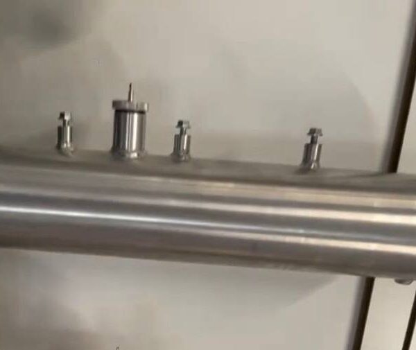 Gas tank